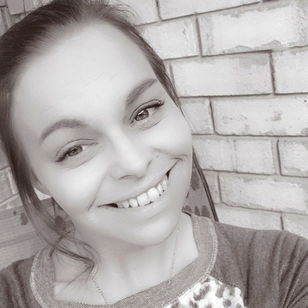 Meet your Posher, Brittney